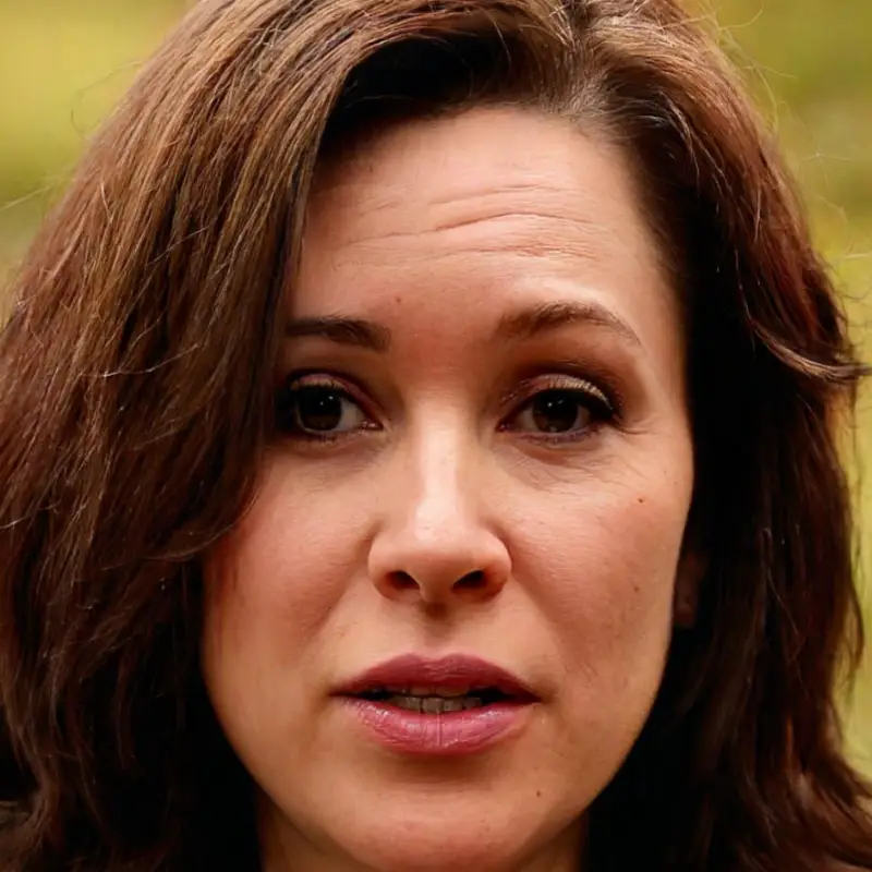 Samira Hassan - Customer Success